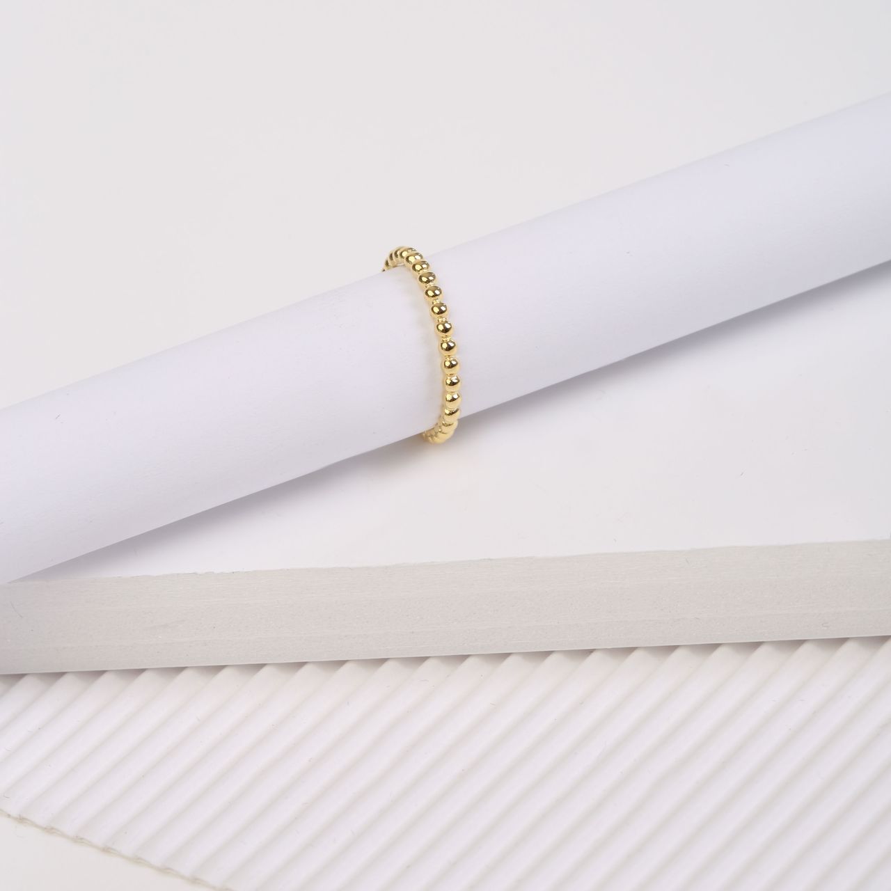Zilveren ring goldplated met bolletjes