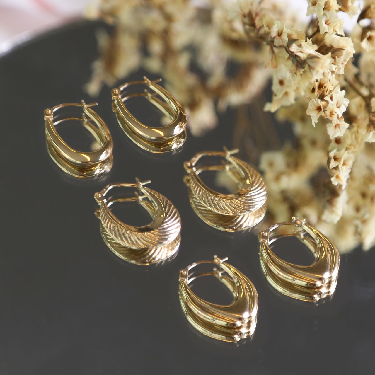 375 Gold Ohrringe, oval, glatt