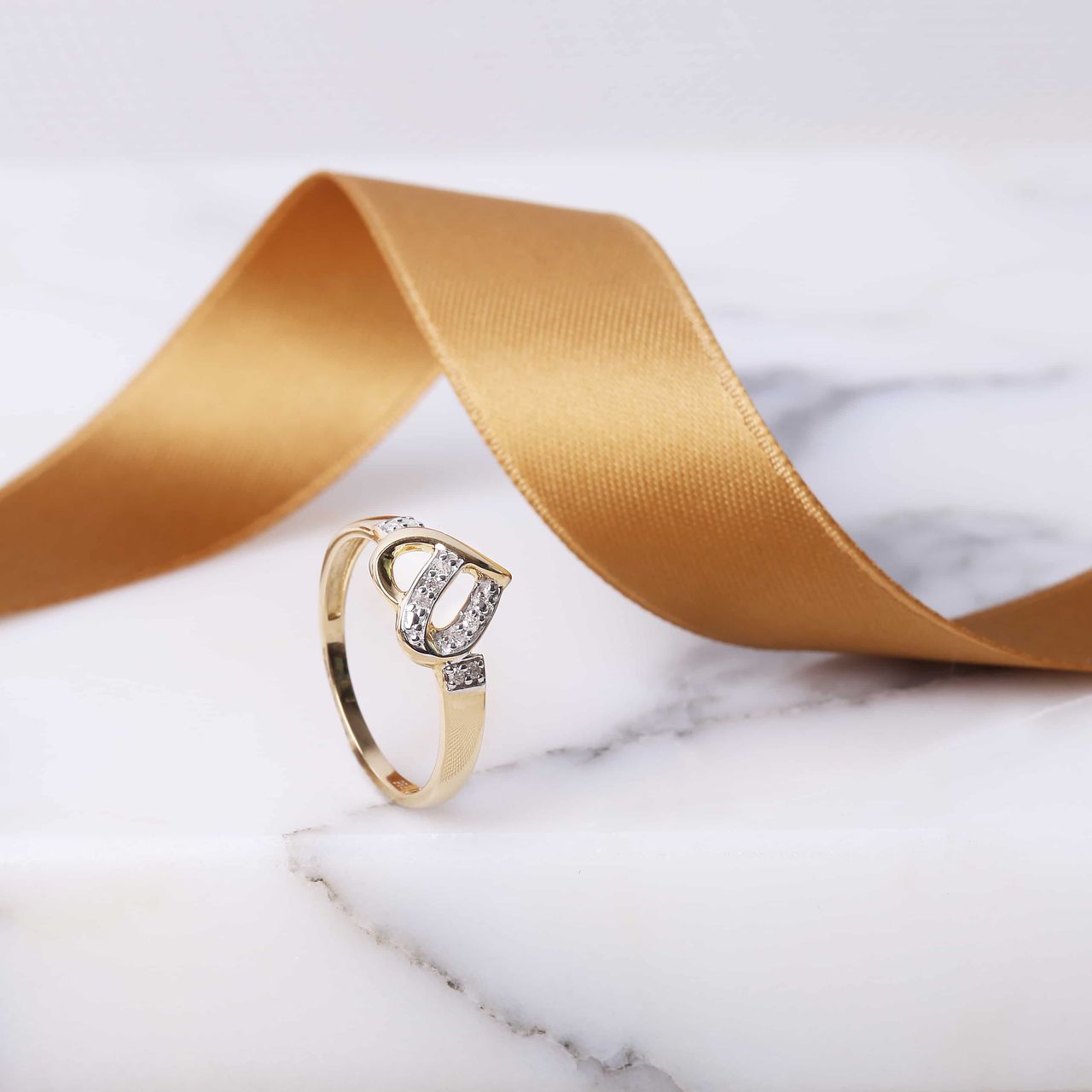 Ring, 585 Gelbgold, Herz mit 9 Diamanten
