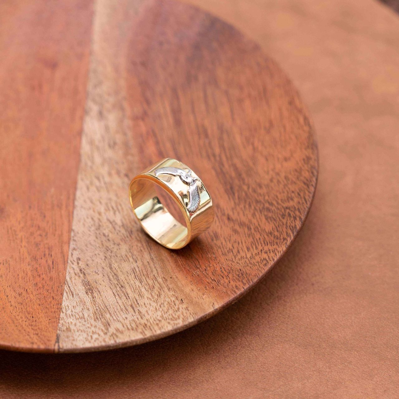 14 Karaat geelgouden heren ring met adelaar