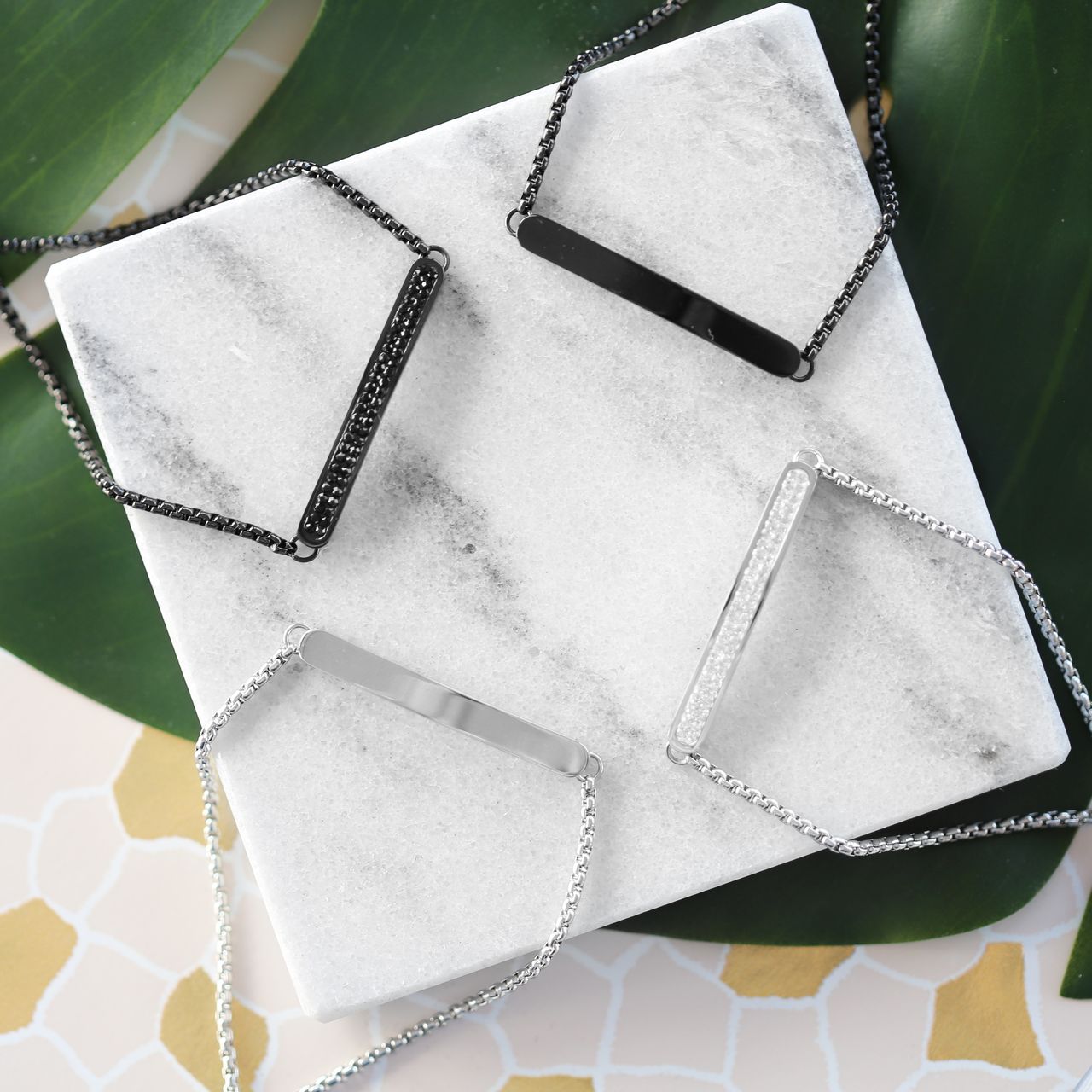 Gerecycled stainless steel plaatarmband blackplated