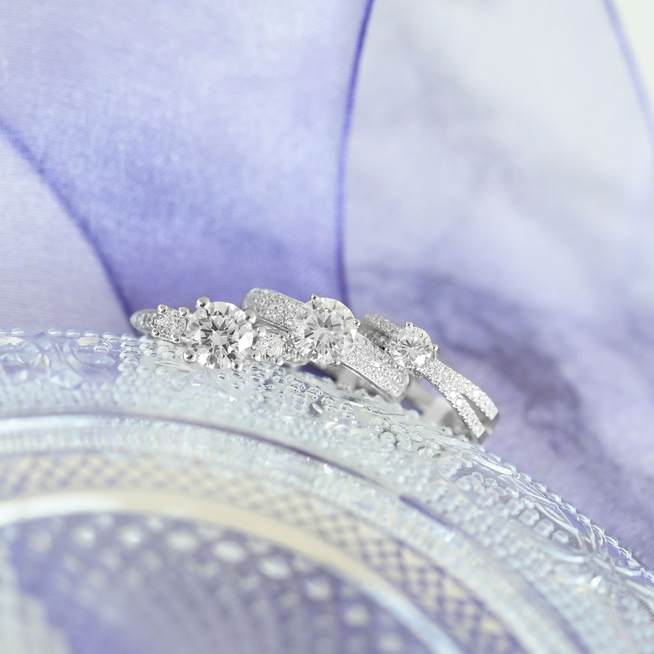 Zilveren ring met zirkonia