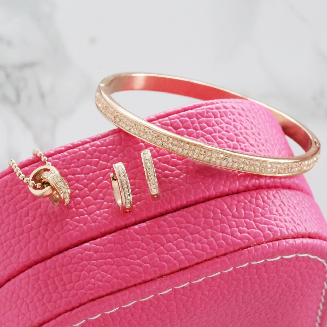 Gerecycleerd stalen kinderketting rose light peach kristal