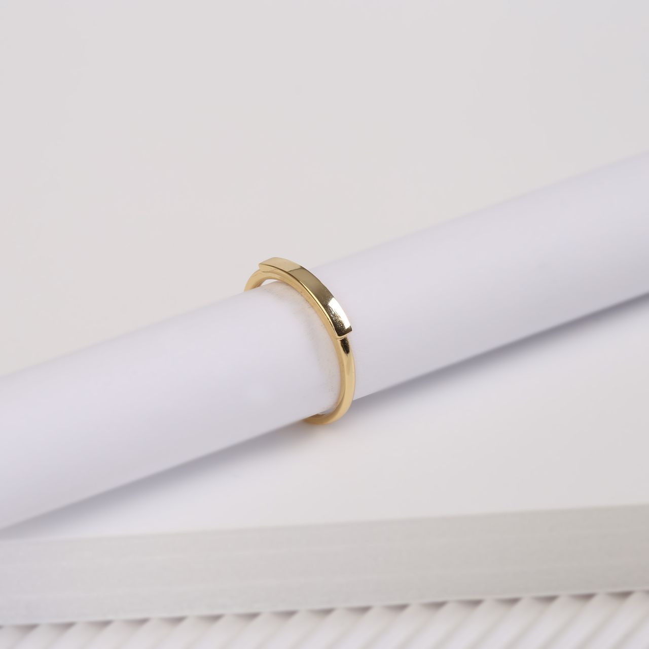 Zilveren ring roseplated met bar