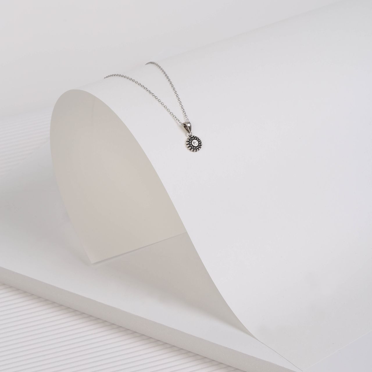 Zilveren ketting&hanger Bali met kristal