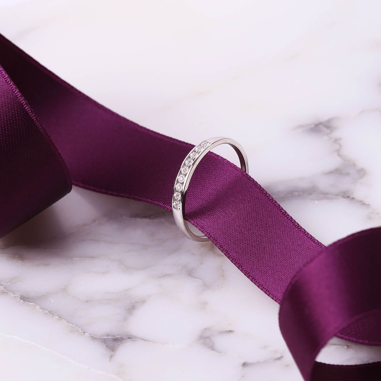 Ring, 585 Weißgold, mit Diamanten 0,02 ct