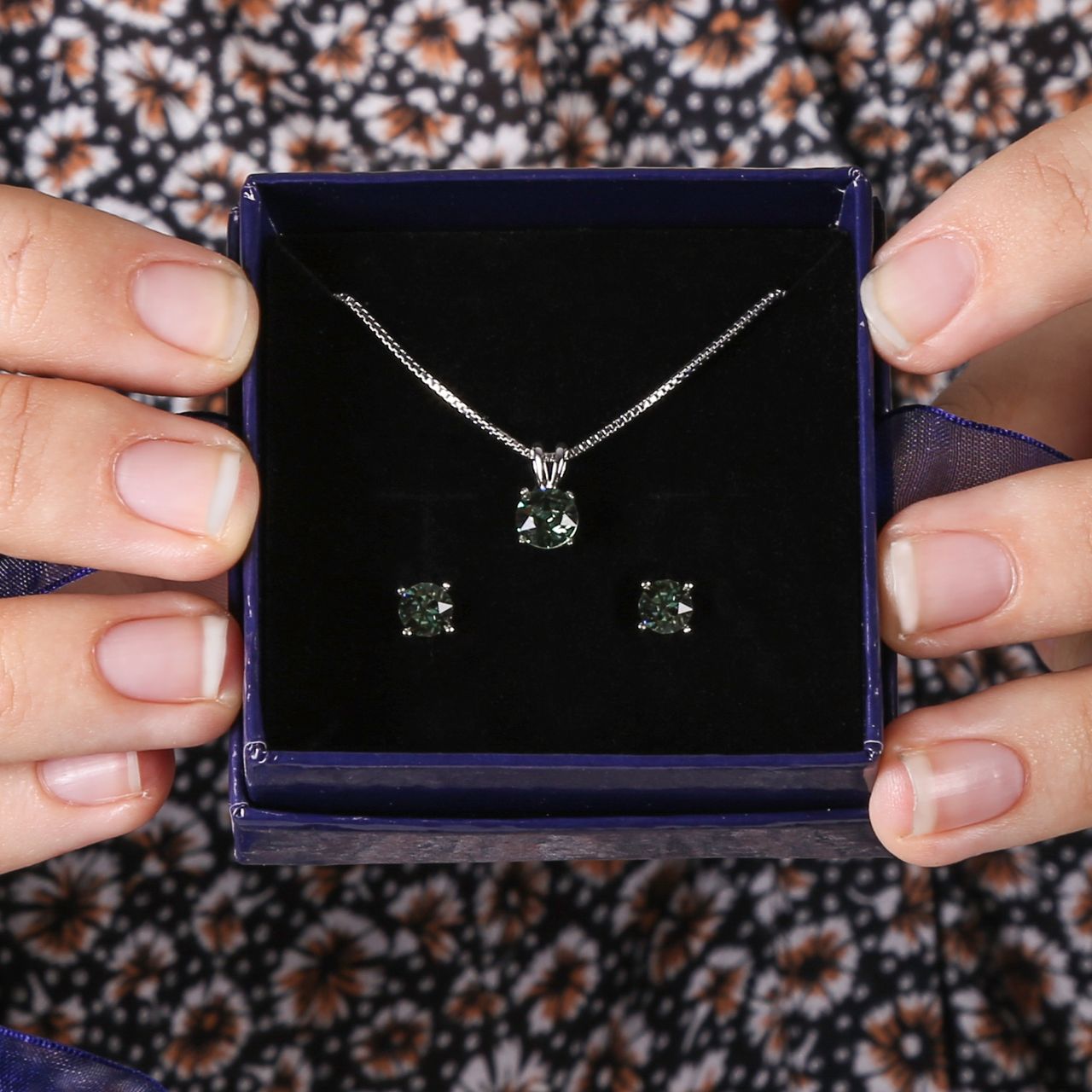 Zilveren set kristal erinite