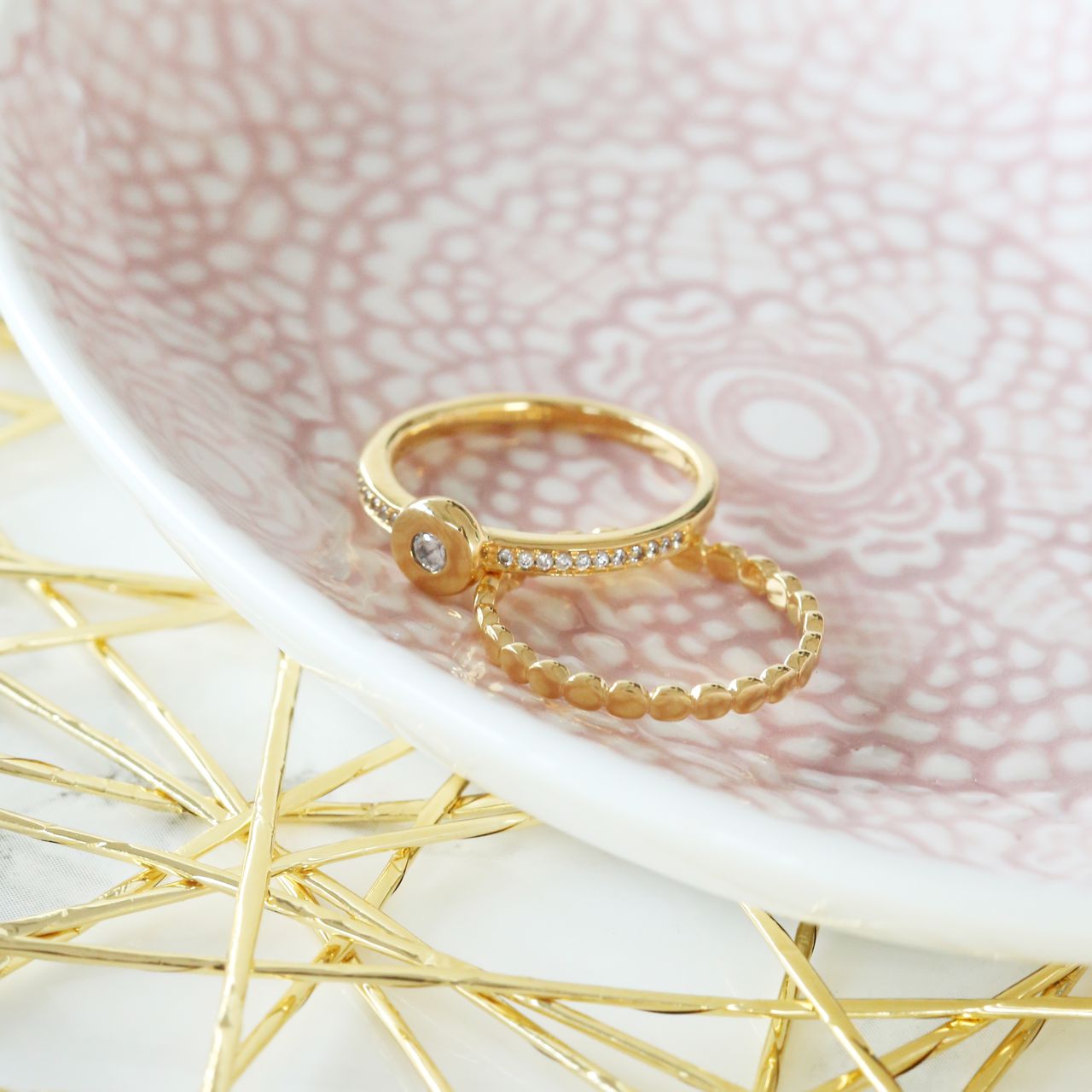 Ring, vergoldet, mit Zirkonia