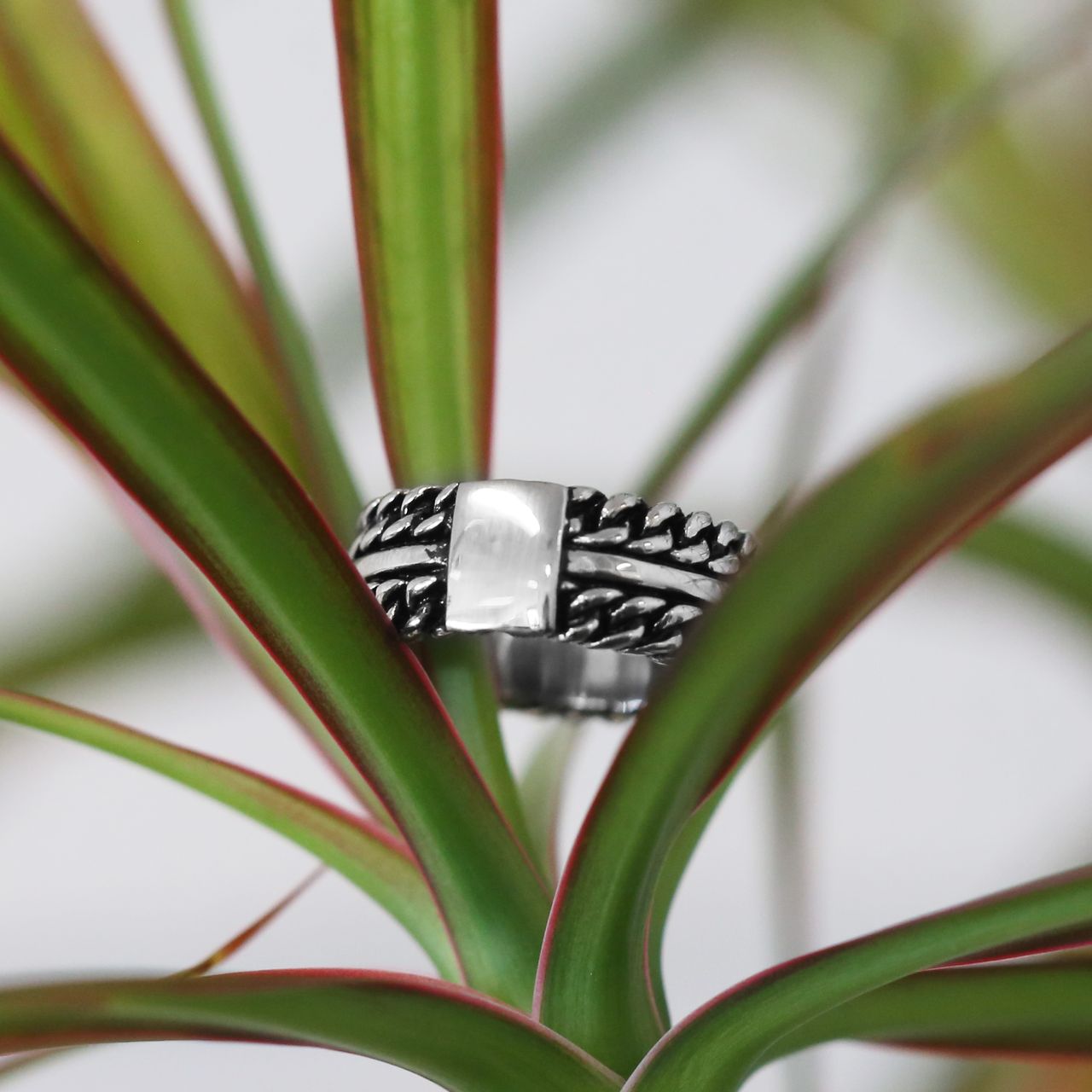 Gerecycled stainless steel ring gourmet zwart