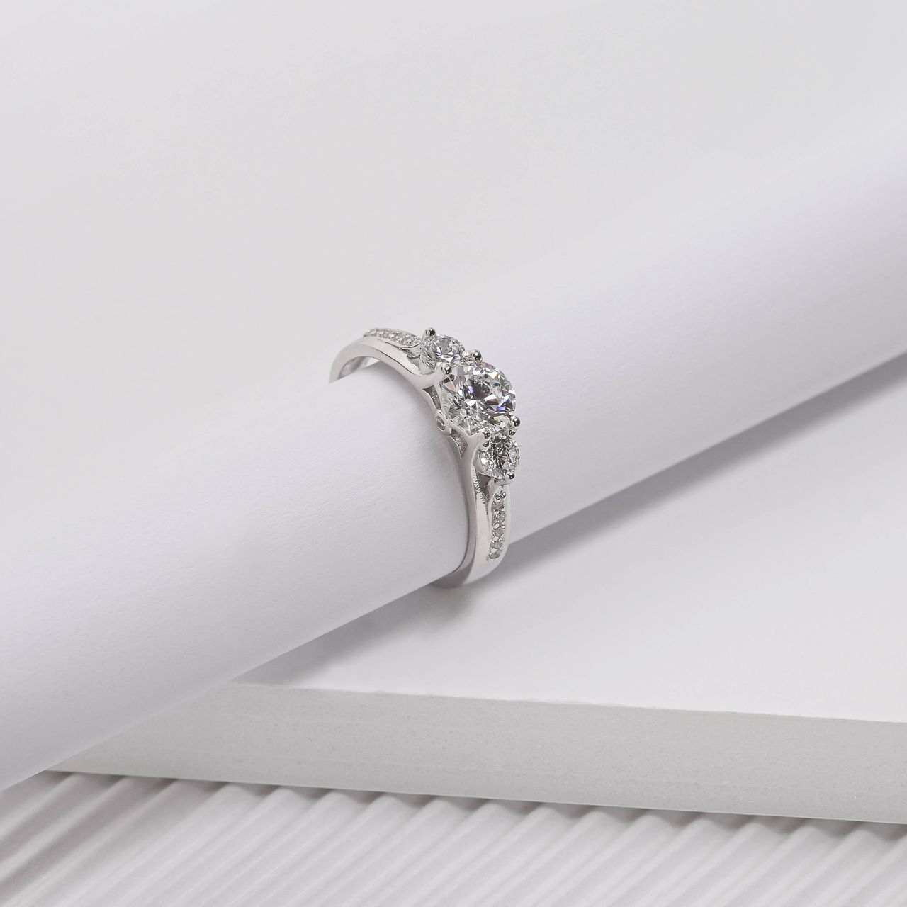 Zilveren ring zirkonia