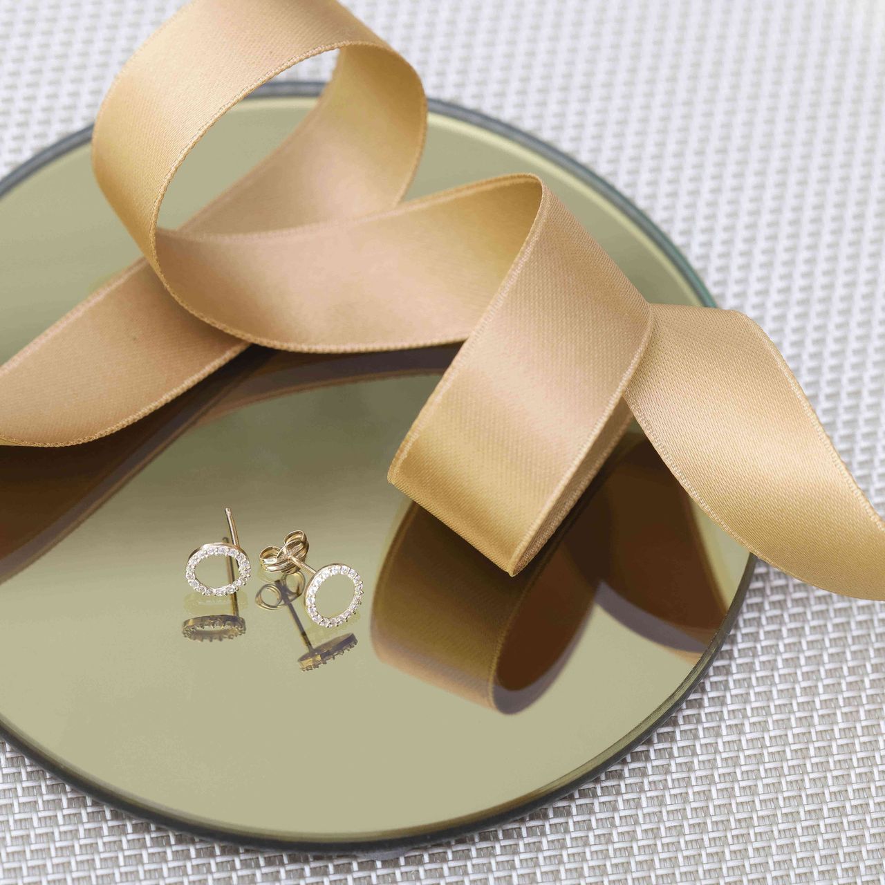 Ohrringe aus 585 Gelbgold, Kreis mit Zirkonia