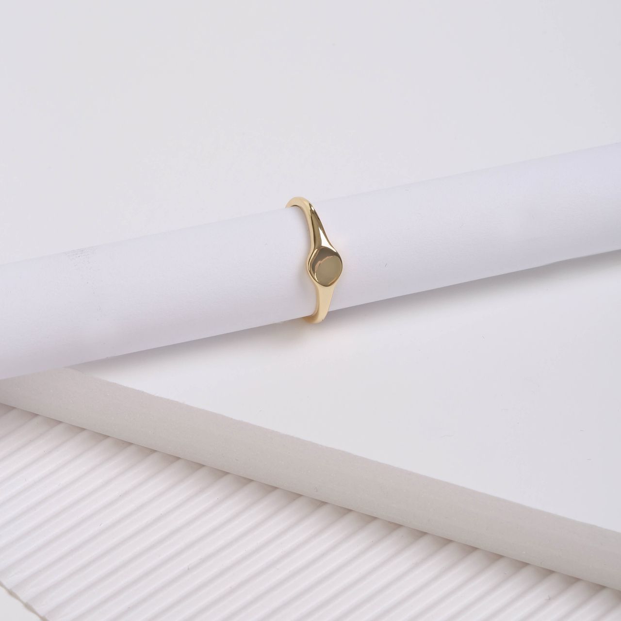 Zilveren zegelring goldplated rond