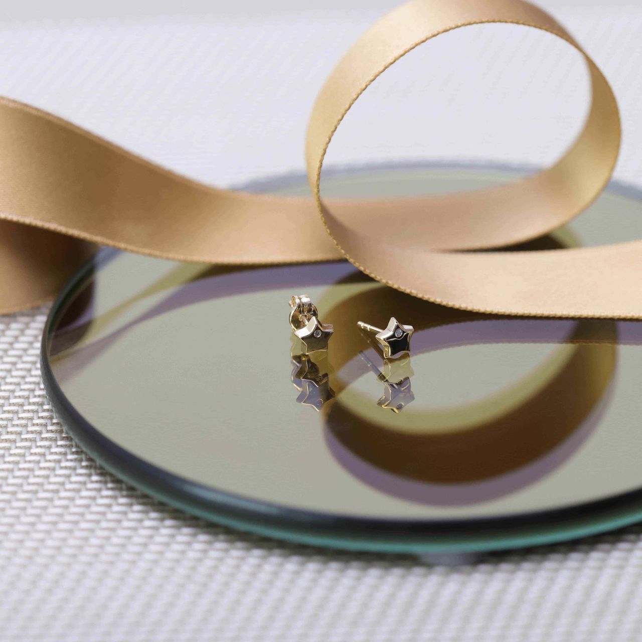 Ohrringe, 585 Gelbgold, Stern mit Zirkonia