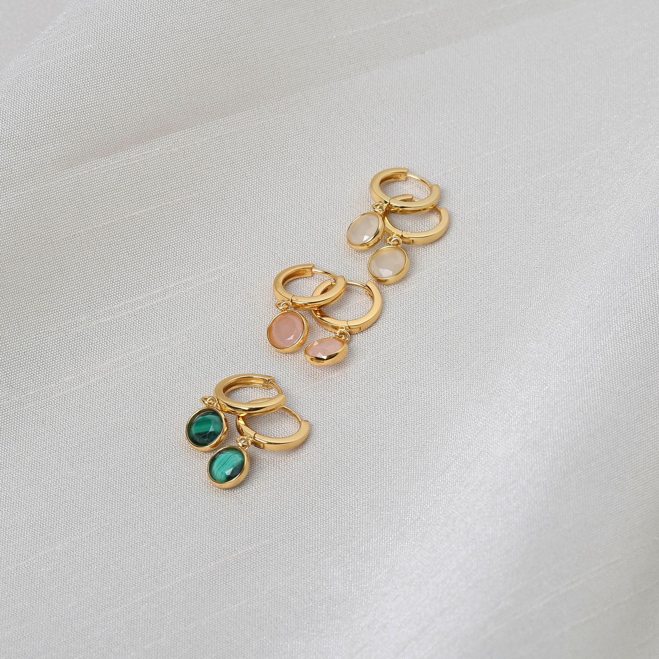 Zilveren oorbellen gold Gemstone malachite