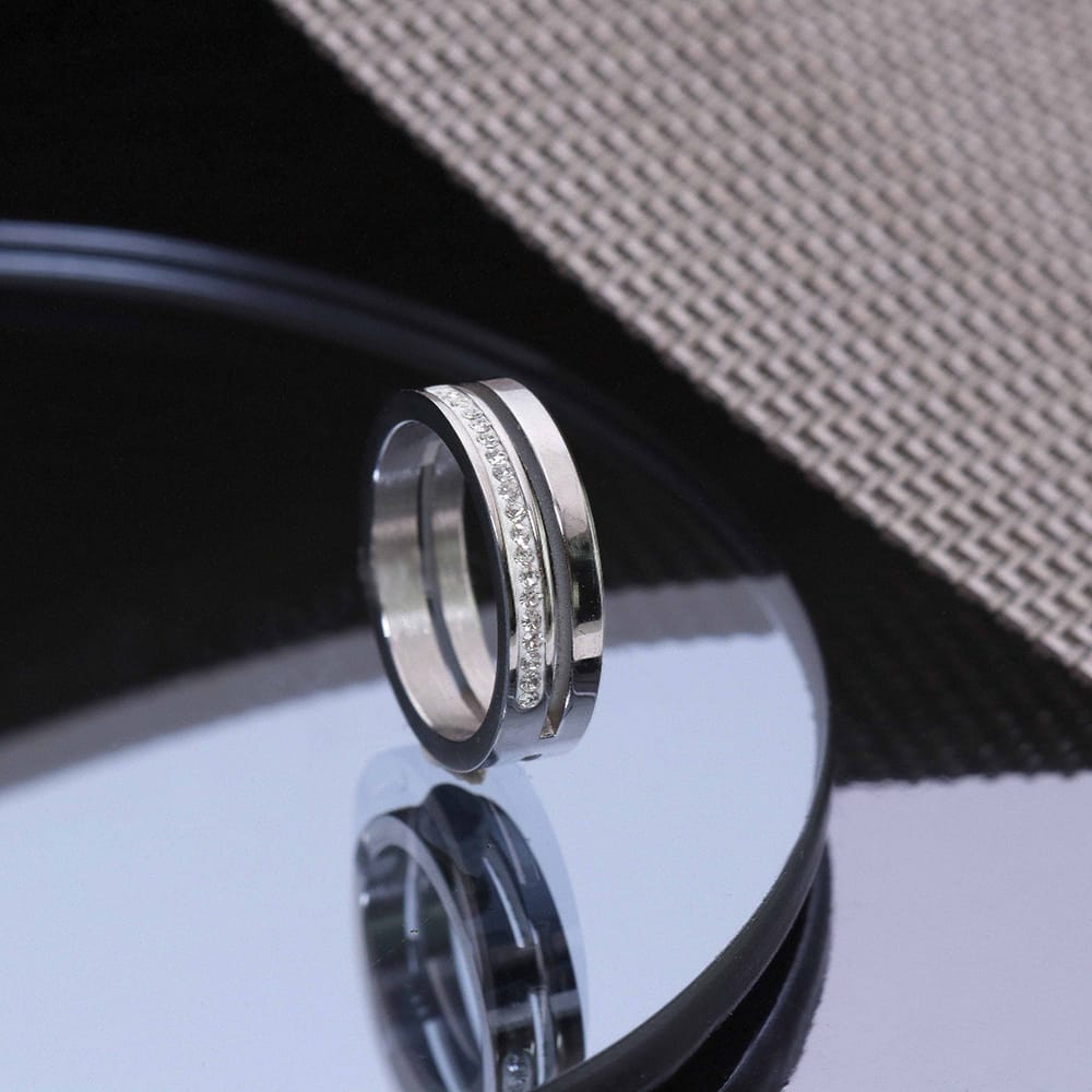 Stainless steel ring 2rij met kristal