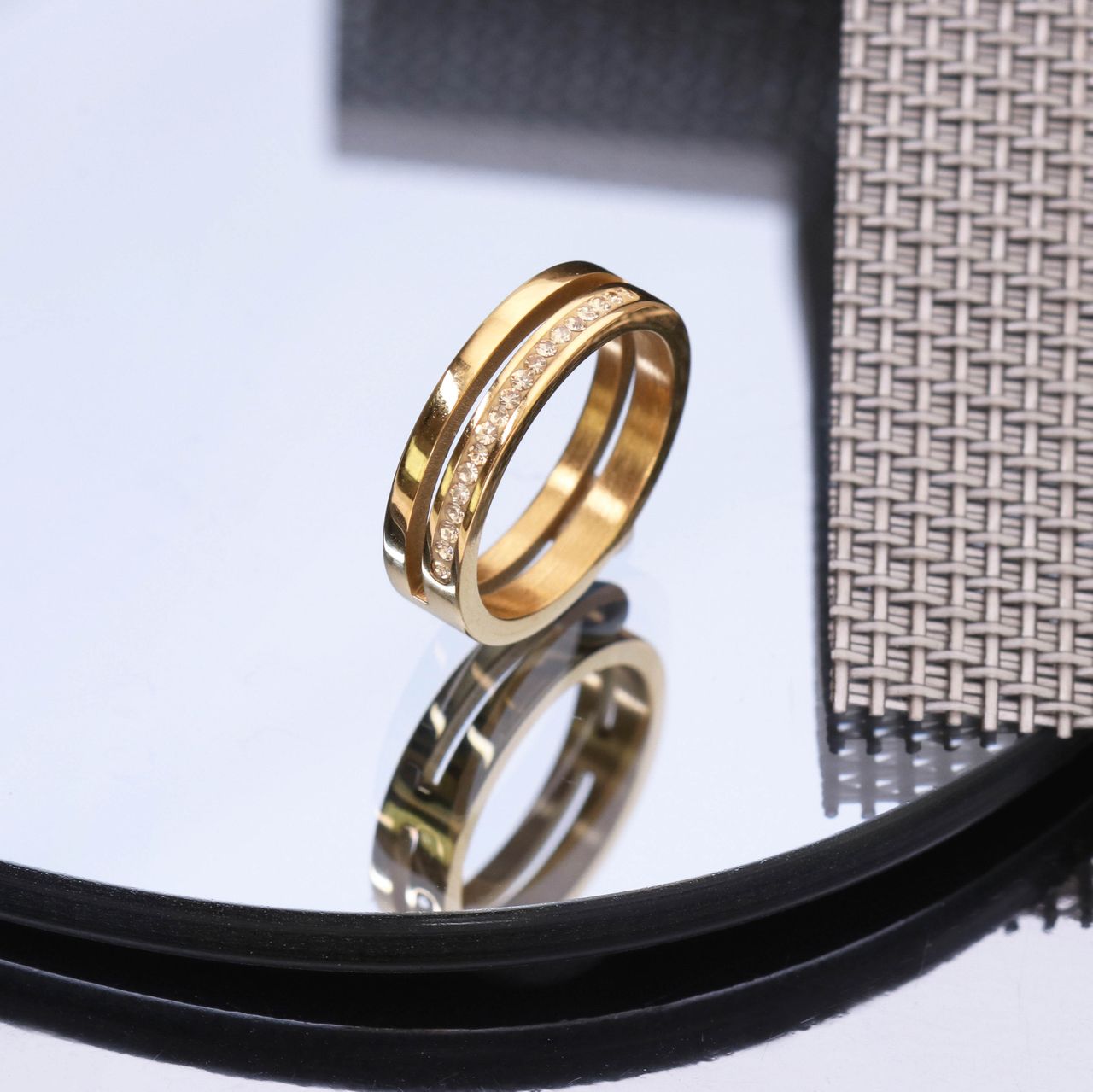 Stalen ring goldplated 2rij met light colorado