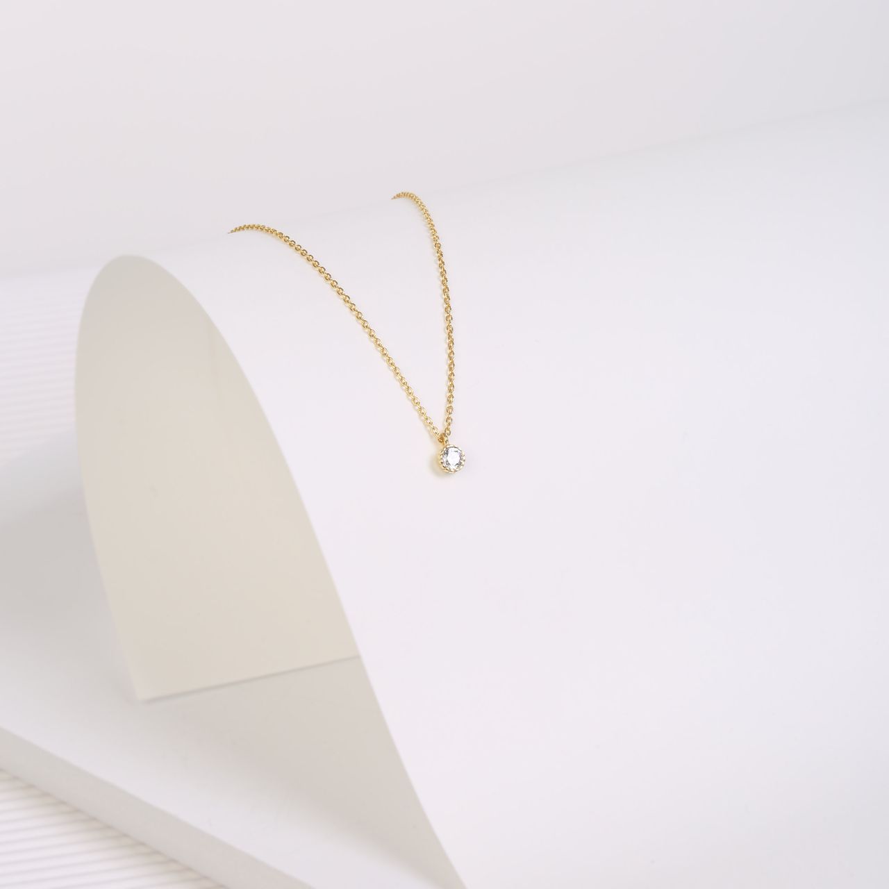 Zilveren goldplated ketting met hanger met geboortesteen voor dames
