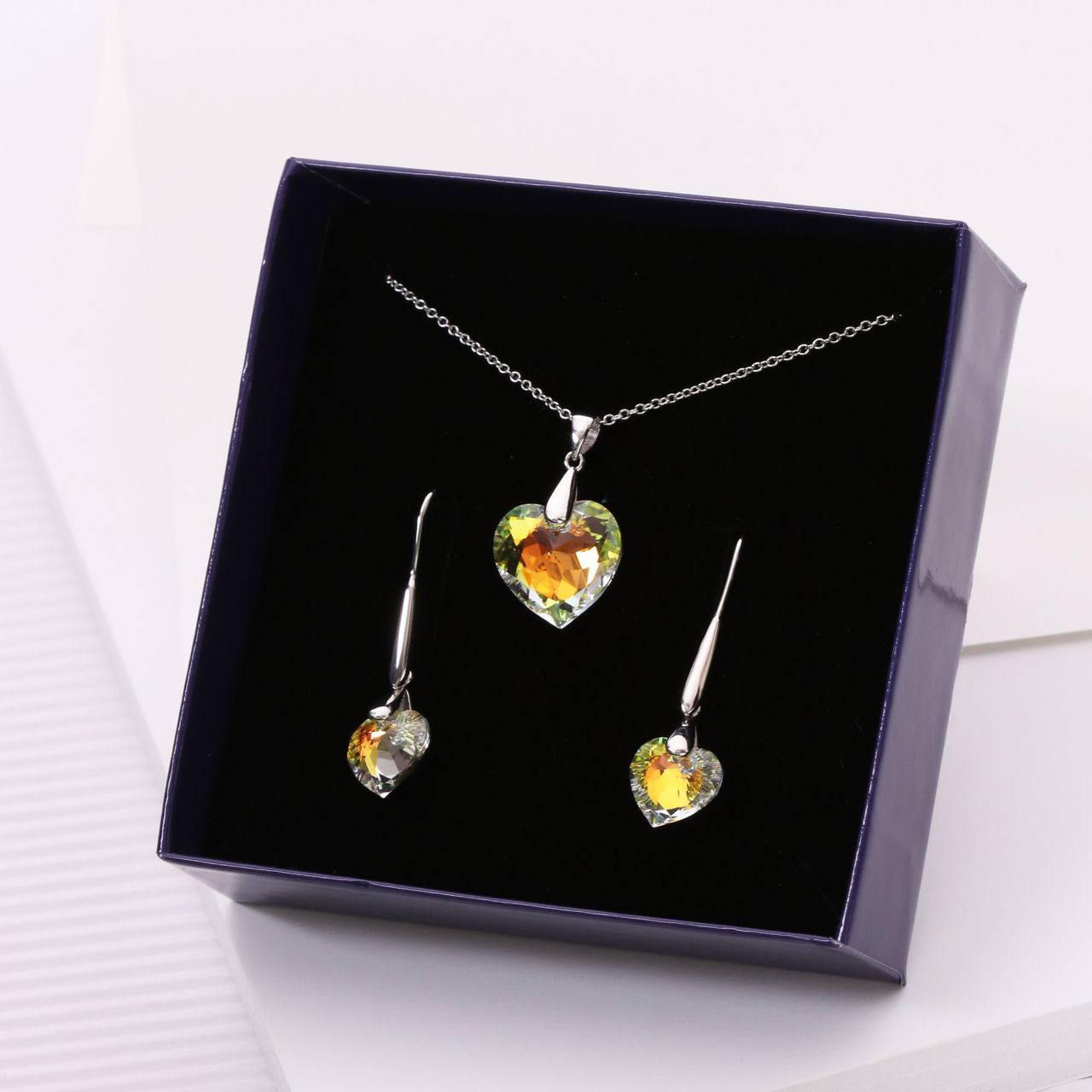 Zilveren set kristal AB
