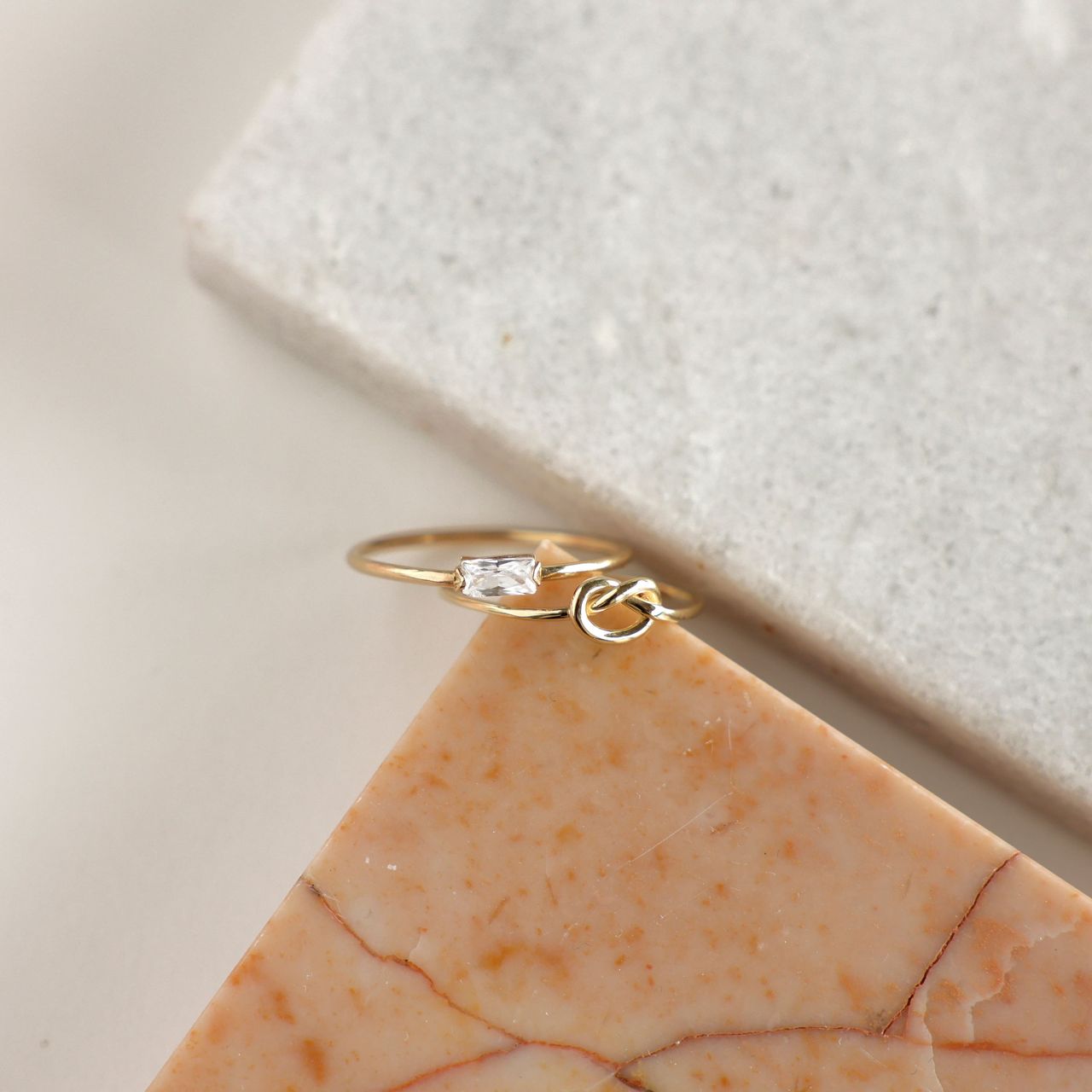 Ring, 585 Gelbgold, mit Zirkonia, Rechteck