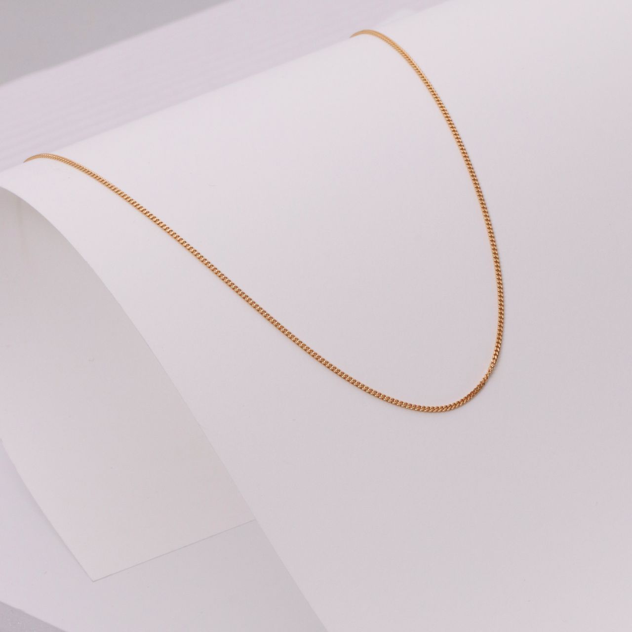 Silberne goldbeschichtete Basiskette für Damen