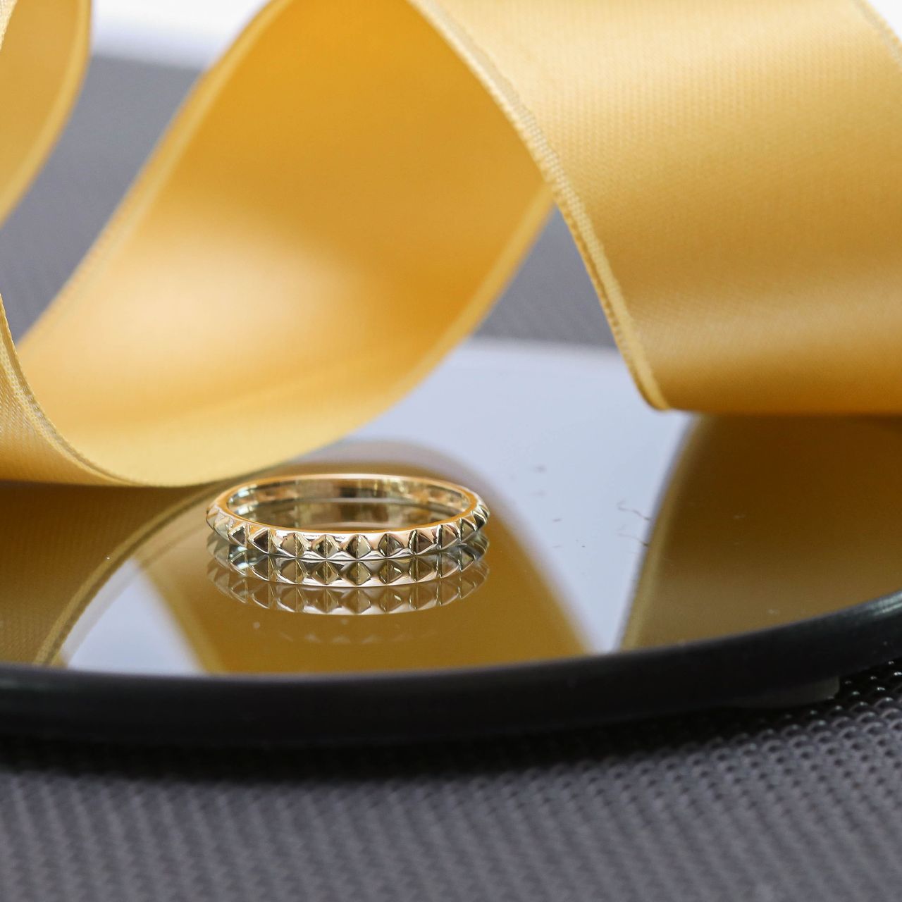 Ring, 585 Gelbgold, bearbeitet