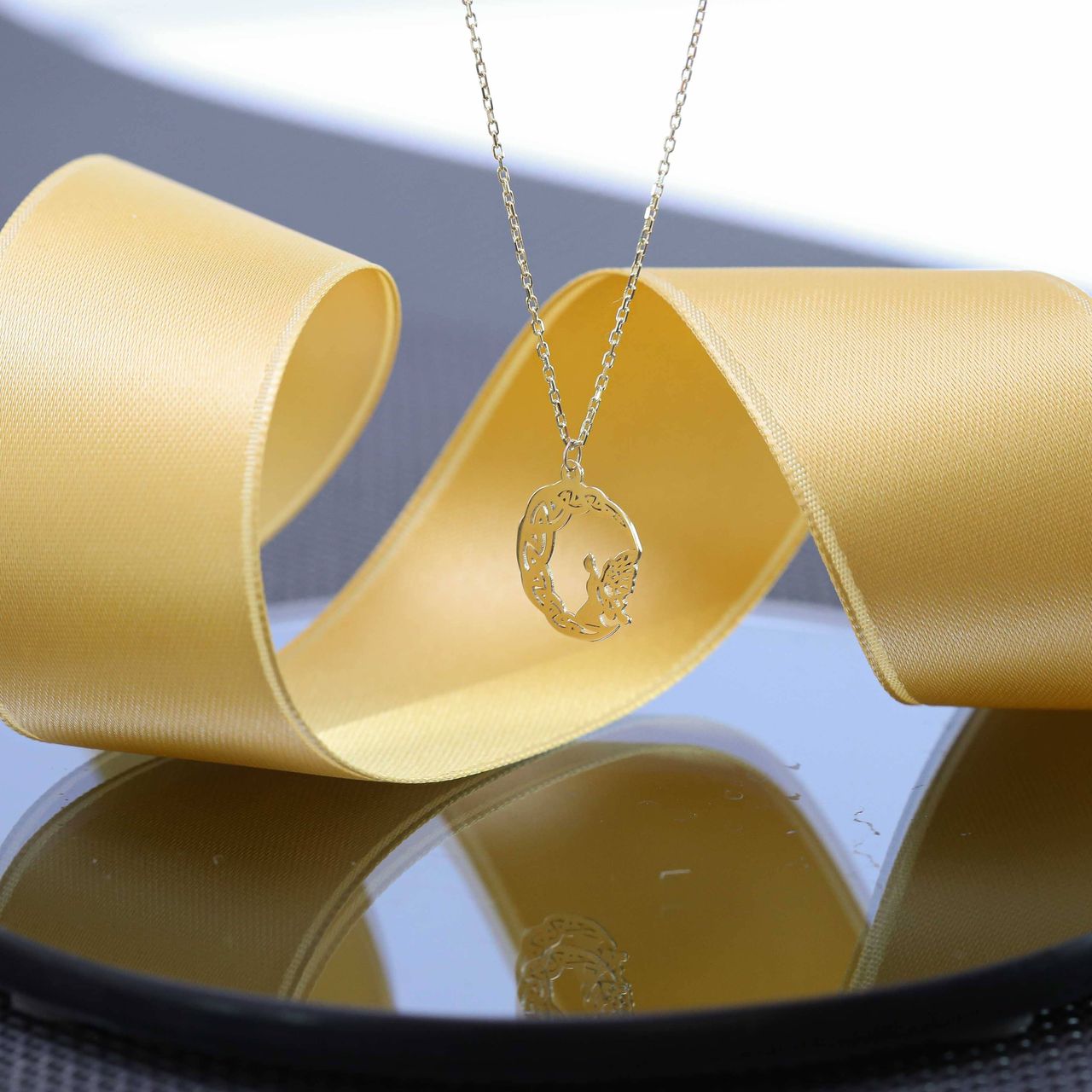 9 Karaat ketting hanger maan met engel