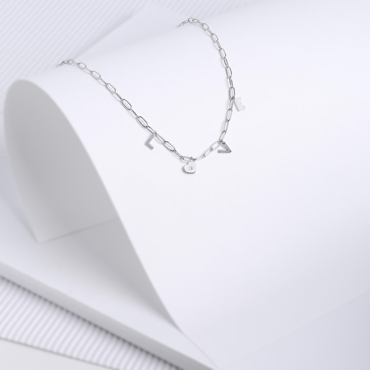 Zilveren ketting bedels love