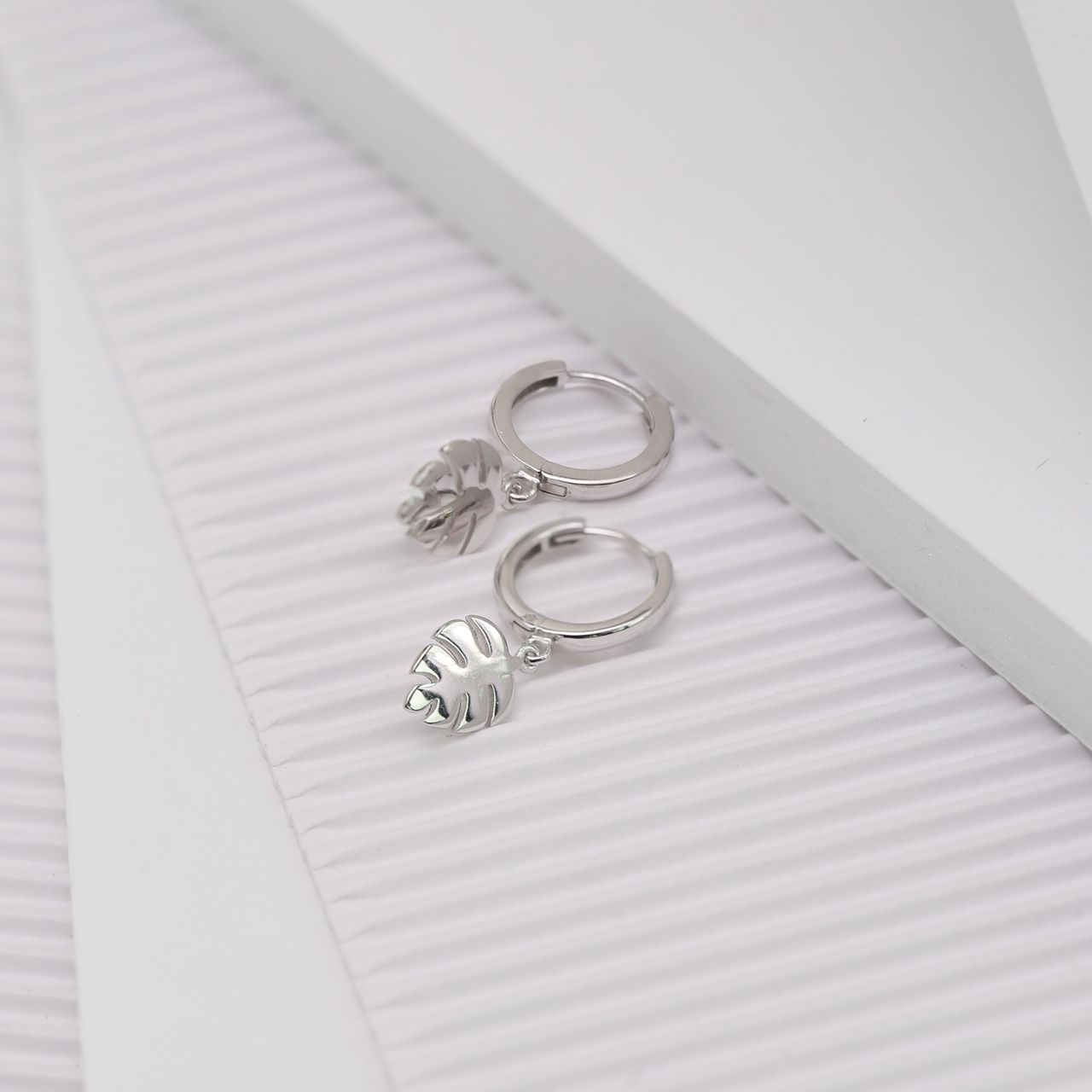 Ohrringe, 925 Silber, mit Anhänger, Blatt