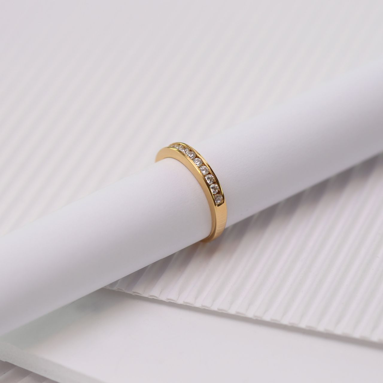 Zilveren goldplated ring met swarovski zirconia voor dames