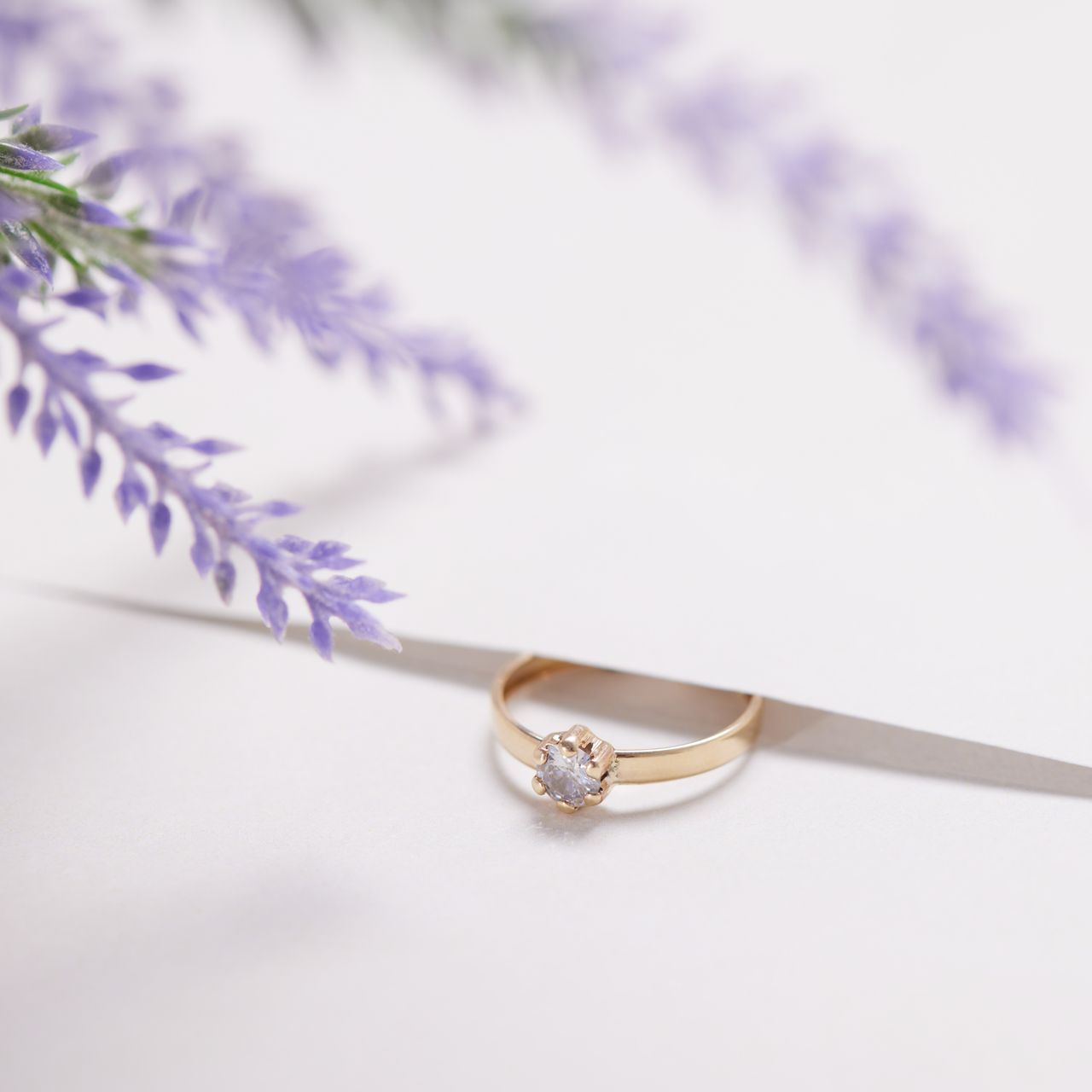 9 Karaat geelgouden damesring met zirkonia
