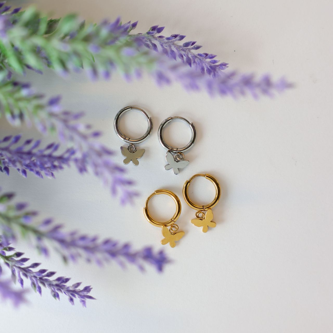 Stainless steel oorbellen met vlinders