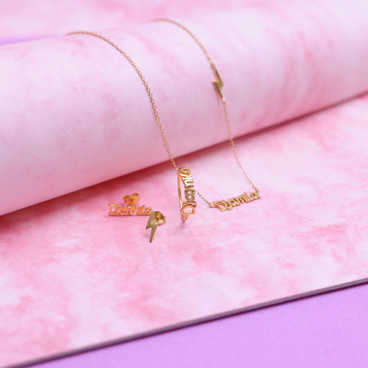 Zilveren goldplated oorknop lightning