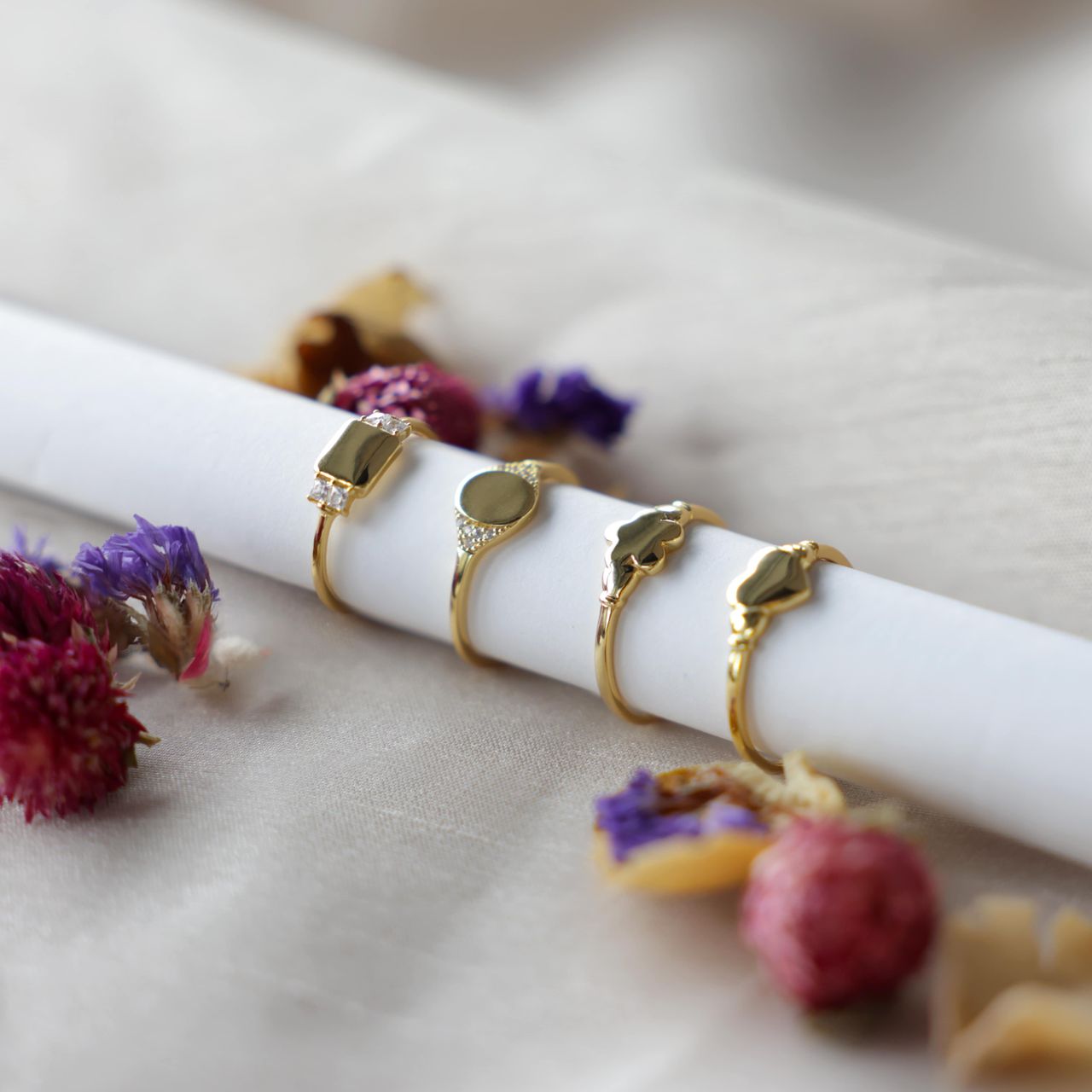 Zilveren goldplated ring bloem