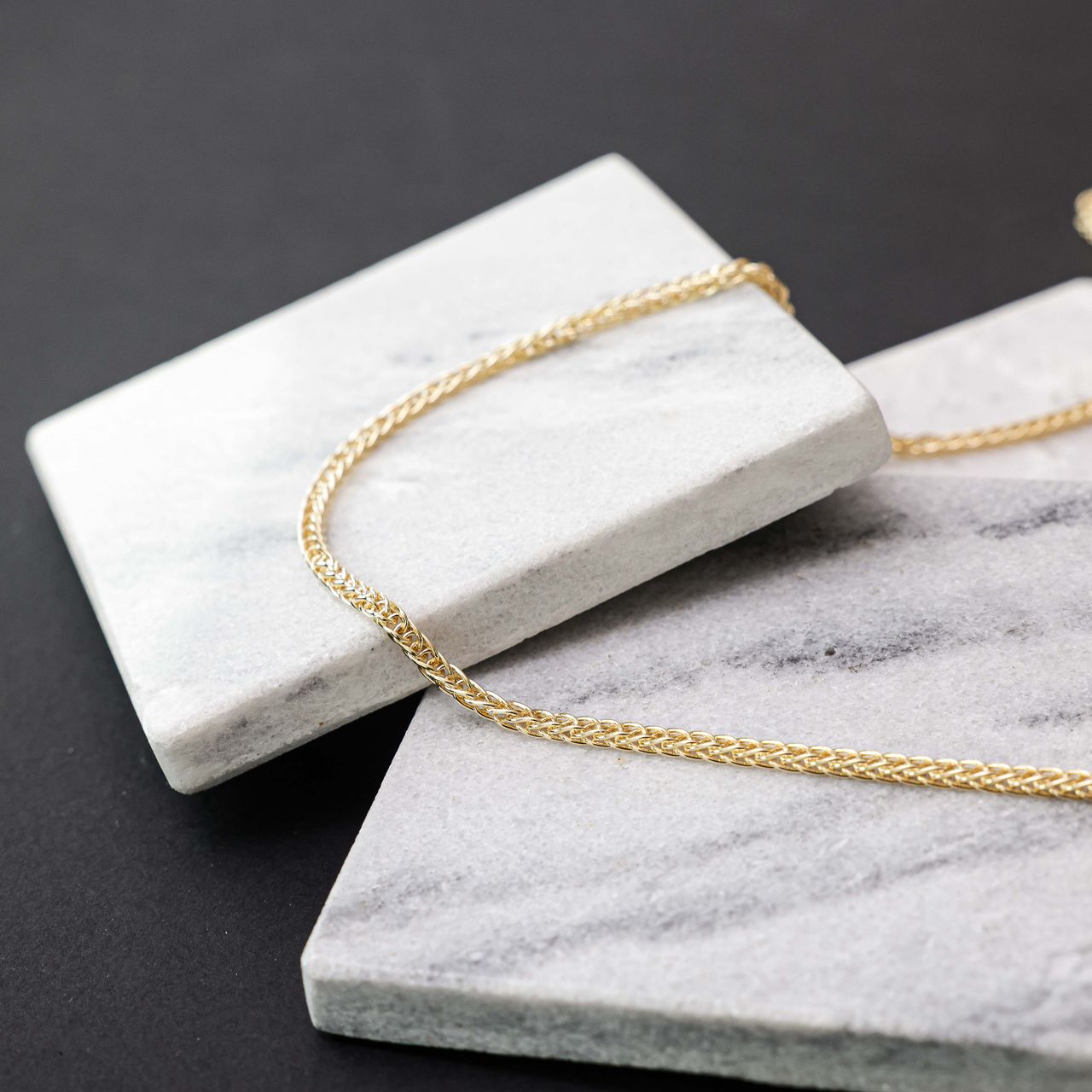 Halskette, 375 Gold, mit Spiga-Kettenglied, 3 mm