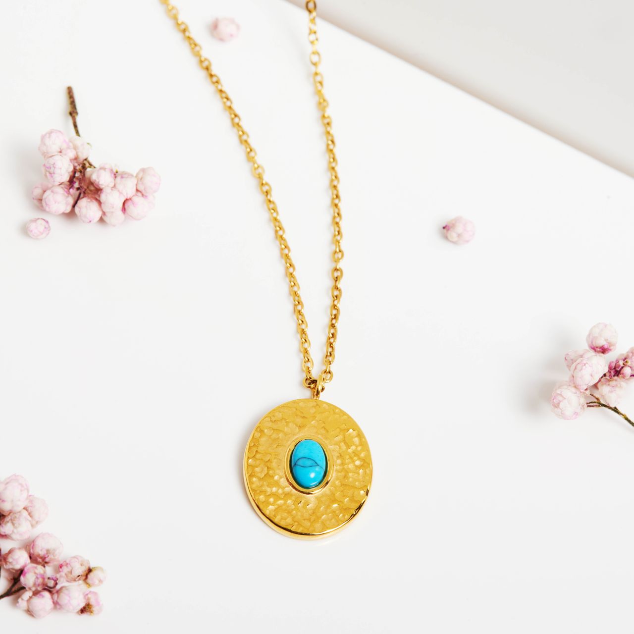 Stalen golplated ketting met hanger