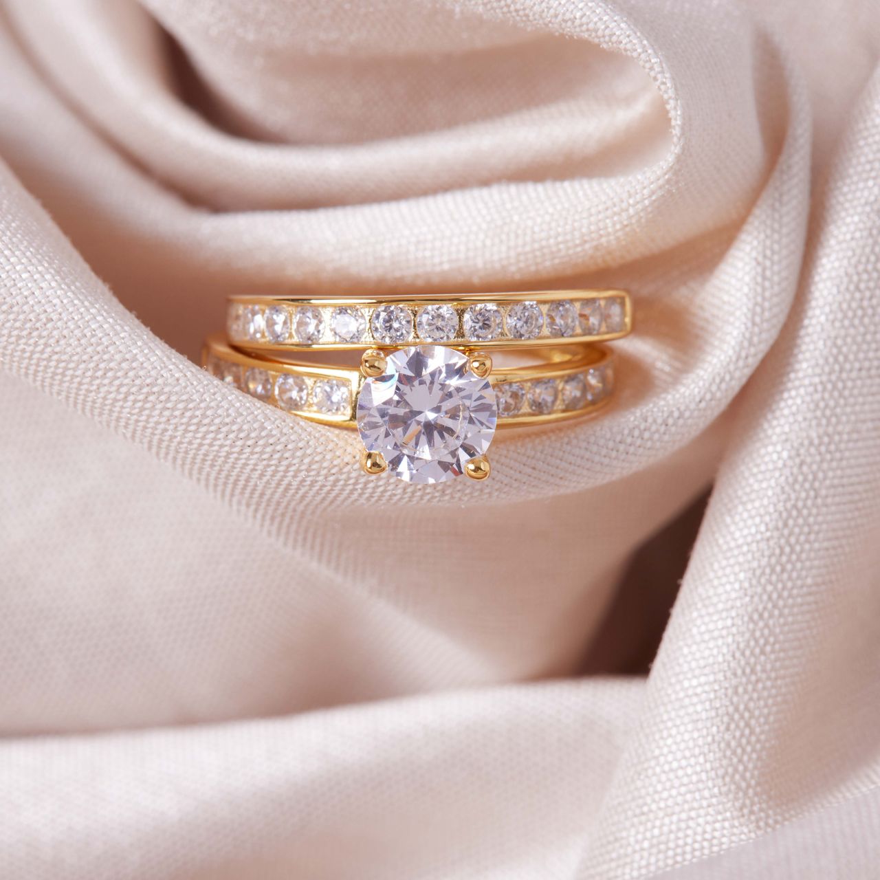 Zilveren goldplated dubbele ring met zirkonia
