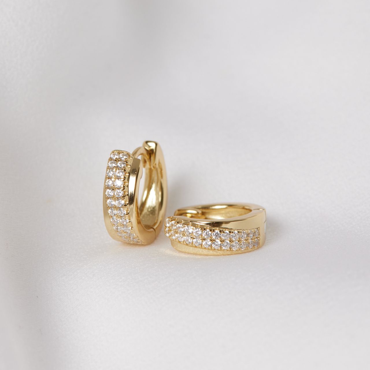 Zilveren goldplated oorringen met zirkonia voor dames