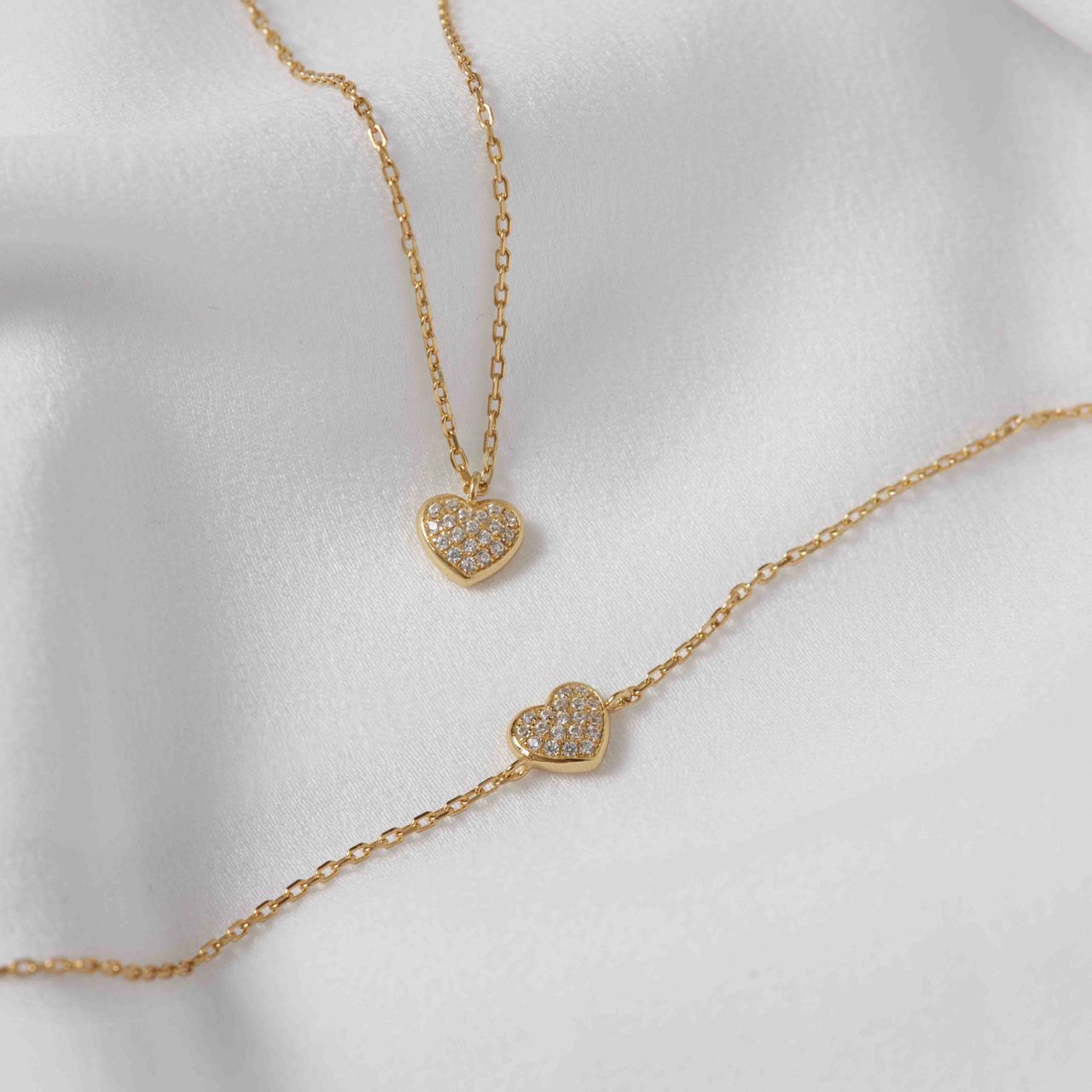 Zilveren goldplated fantasiearmband met hanger hart met zirkonia voor dames