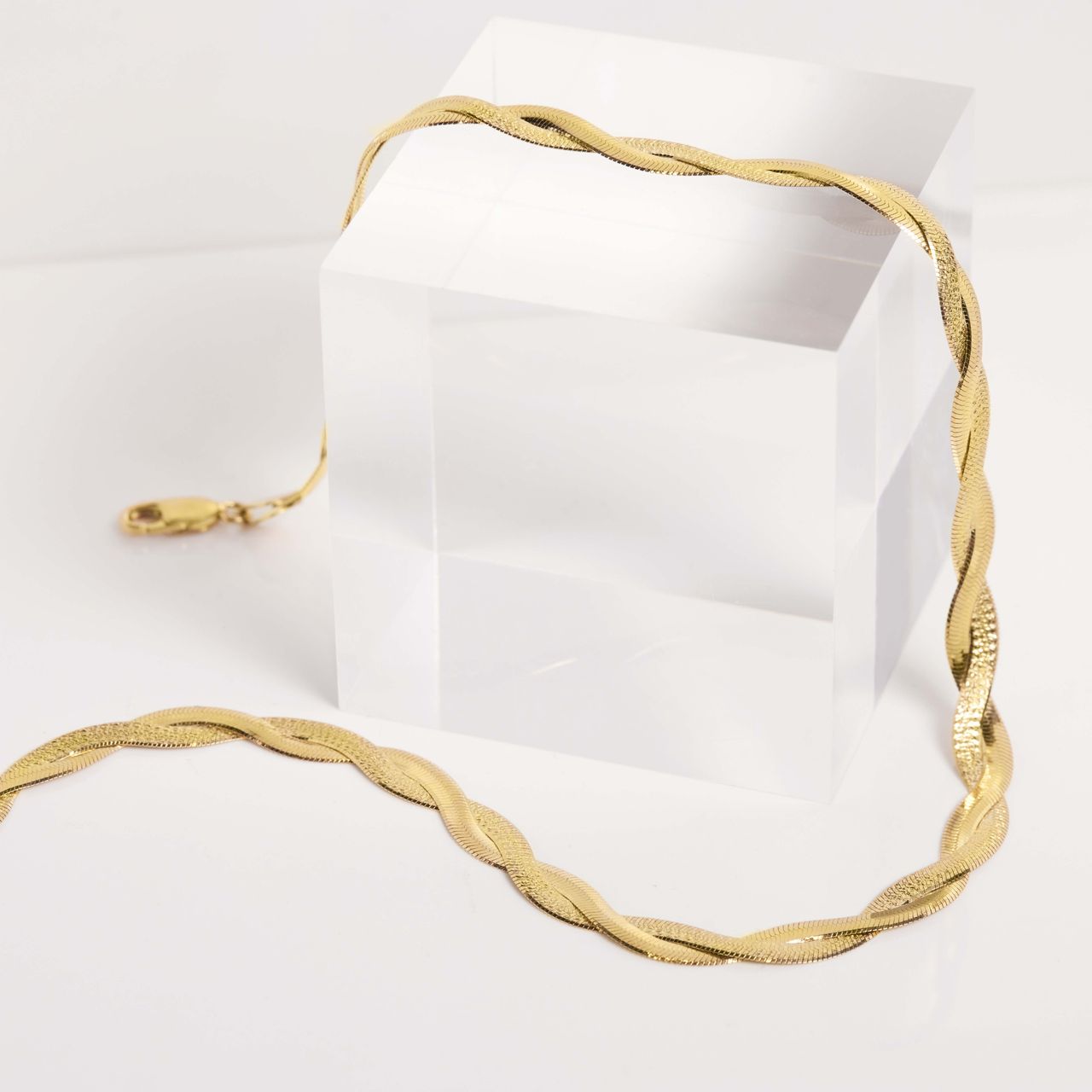 Gerecycleerd zilveren goldplated ketting gedraaid
