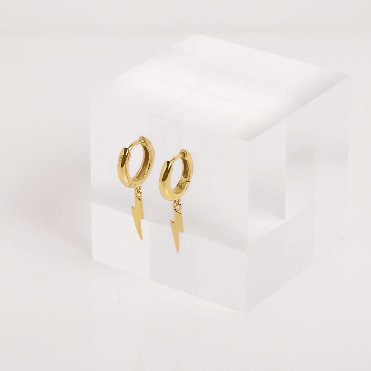 Zilveren goldplated oorknoppen bliksemschicht voor dames