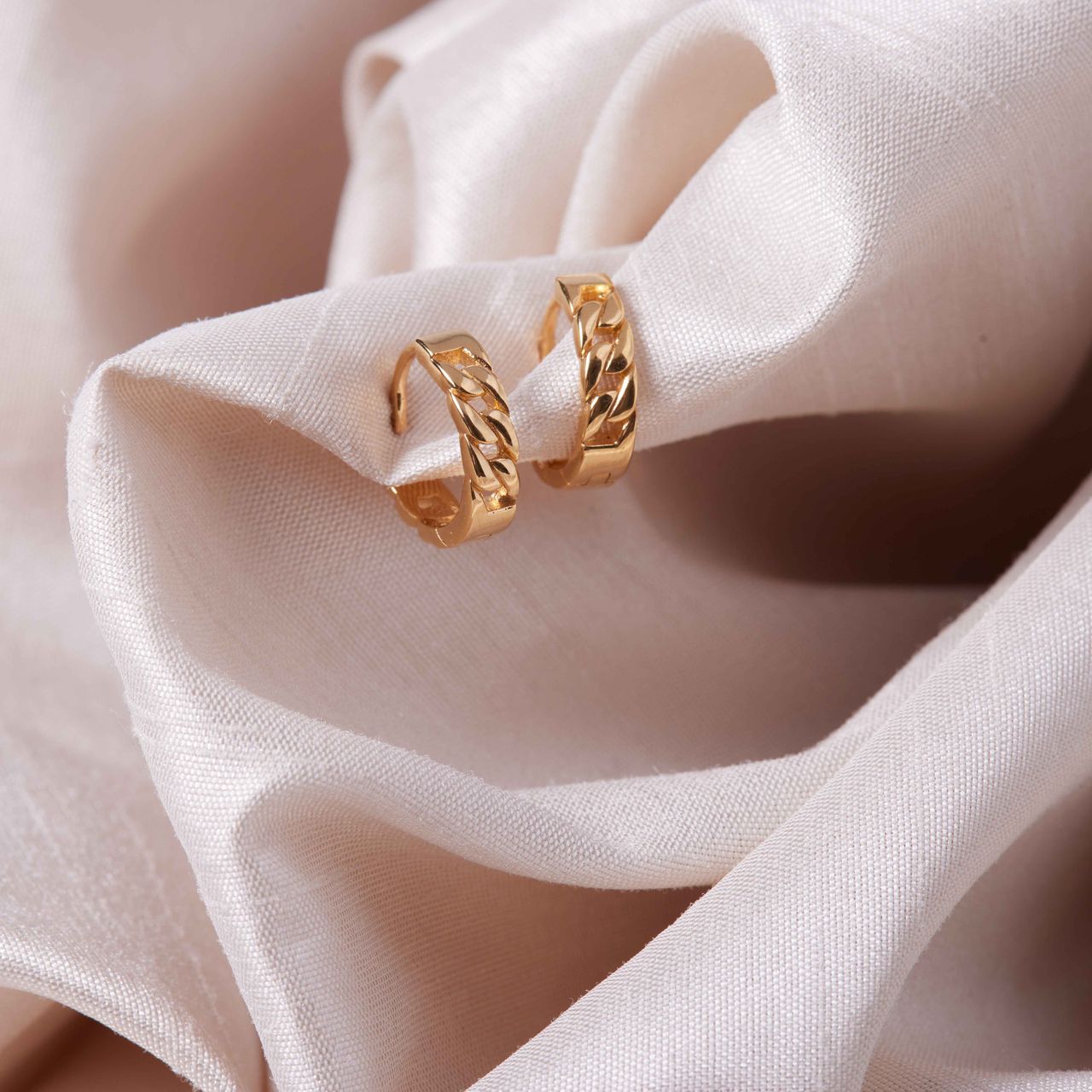 Zilveren goldplated oorringen gourmet schakel voor dames