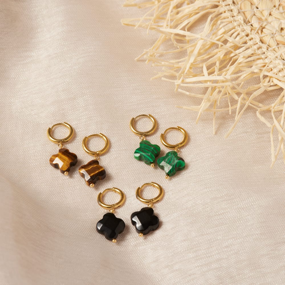 Stainless steel goldplated oorringen met hanger bloem met zwarte agaat voor dames