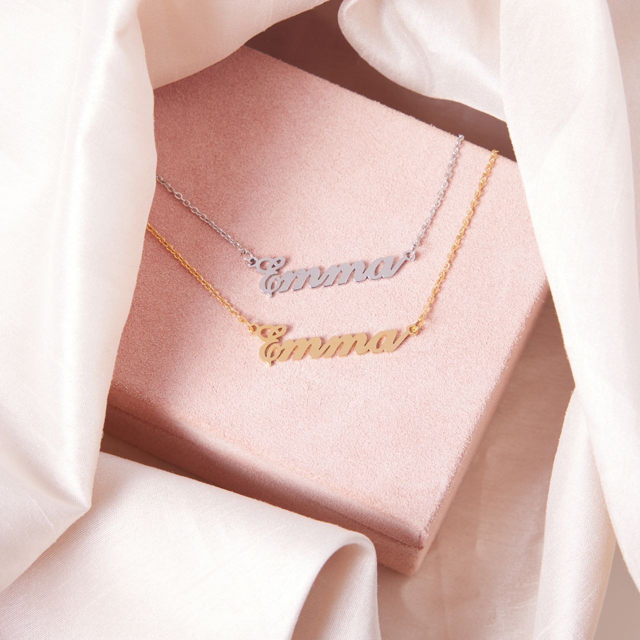 Stainless steel naamketting julia small voor dames