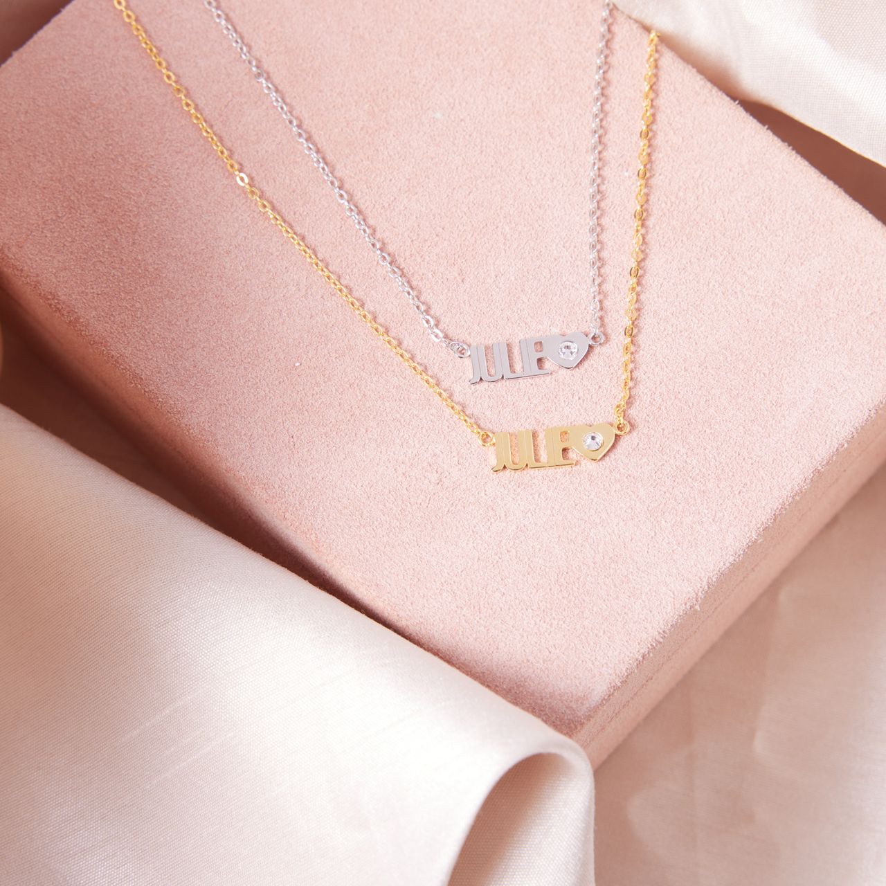 Zilveren naamketting hart zirkonia voor dames