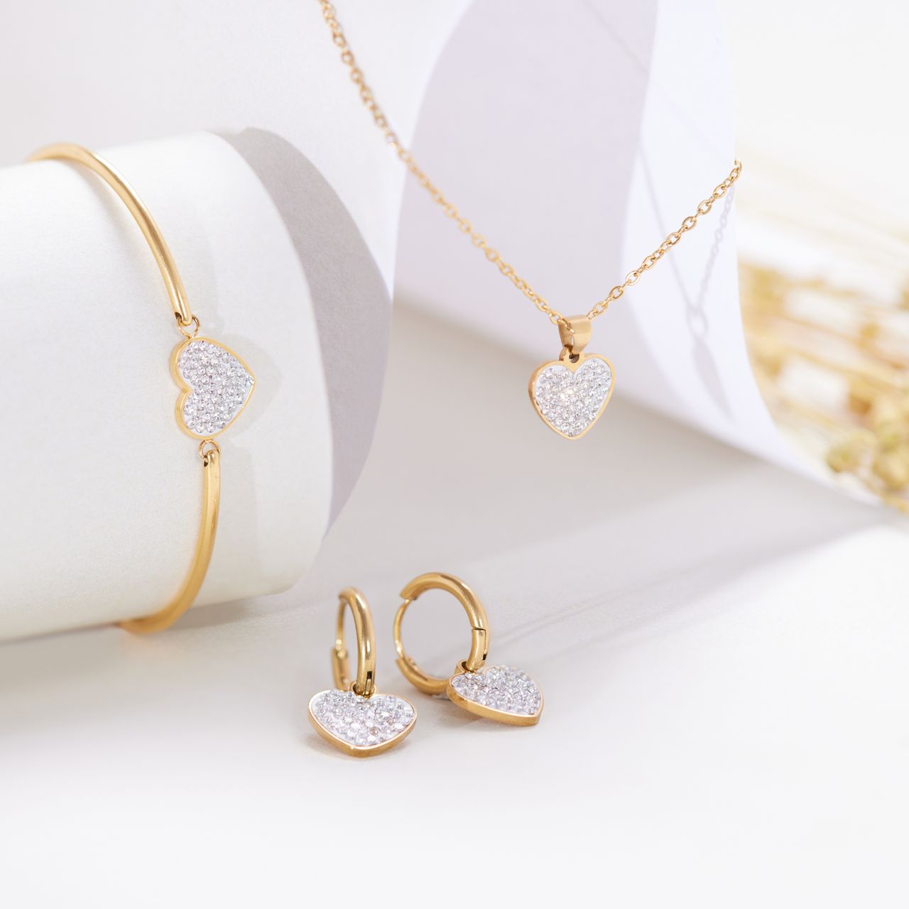 Stainless steel goldplated fantasiearmband met hanger hart met kristal voor dames