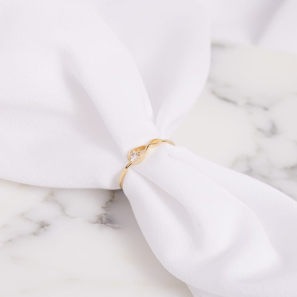 Ring aus 375 Gold mit Zirkonia