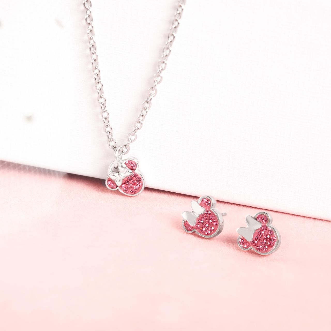 Disney stainless steel oorknoppen Minnie Mouse met roze kristal