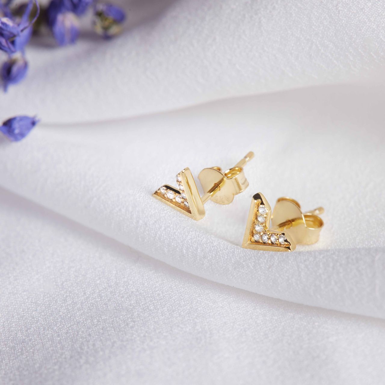 Zilveren goldplated oorknoppen met zirkonia voor dames