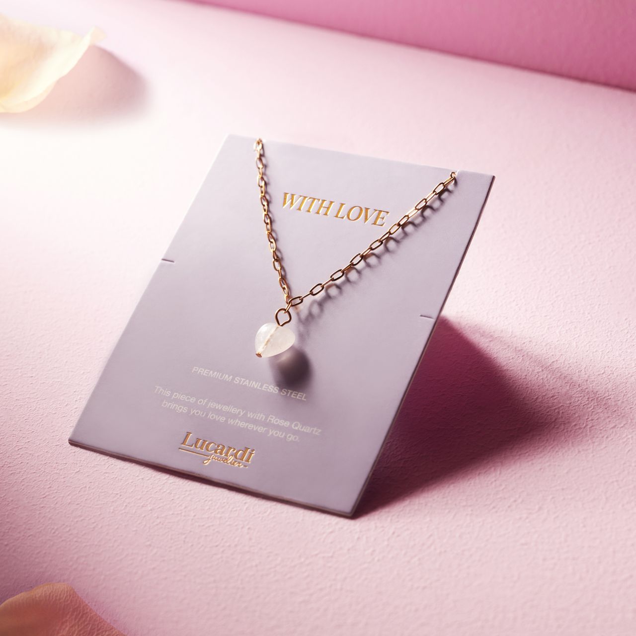 Stalen goldplated ketting rozenkwarts op kaartje