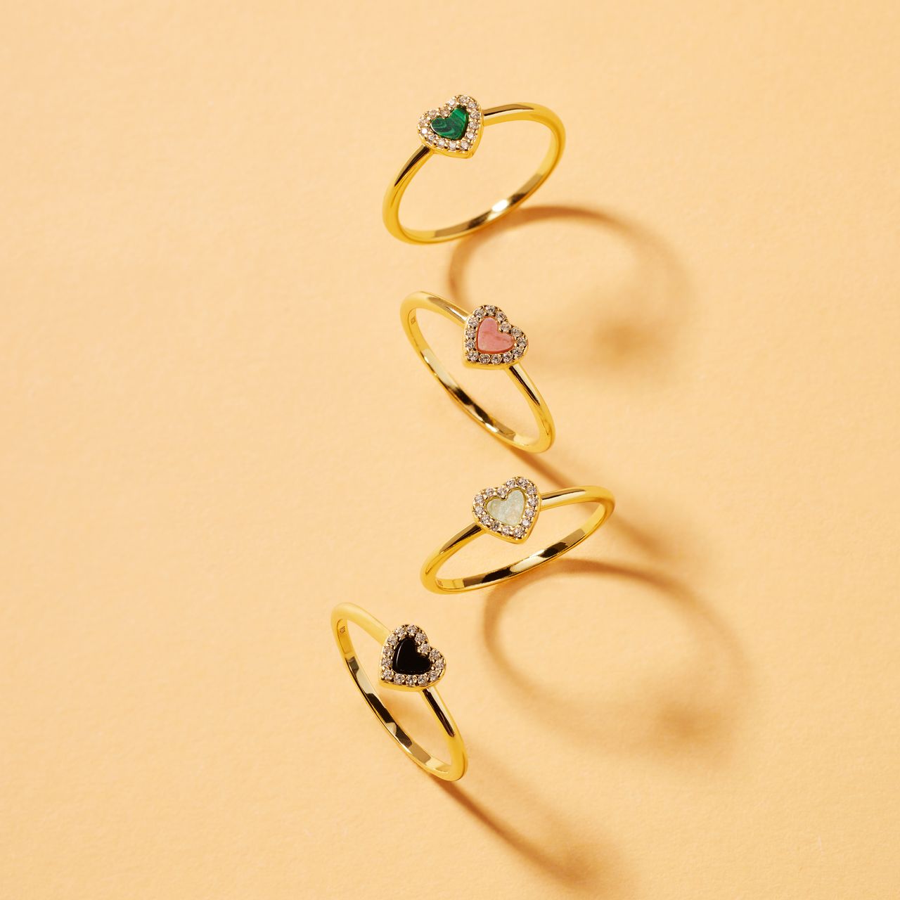 Zilveren goldplated ring hart met rhodoniet voor dames